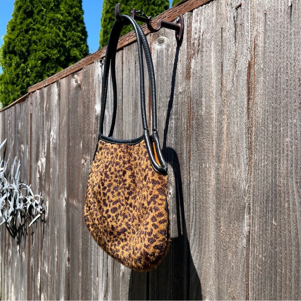 Maxx New York leopard print faux fur small handbag purse - Picture 4 of 10